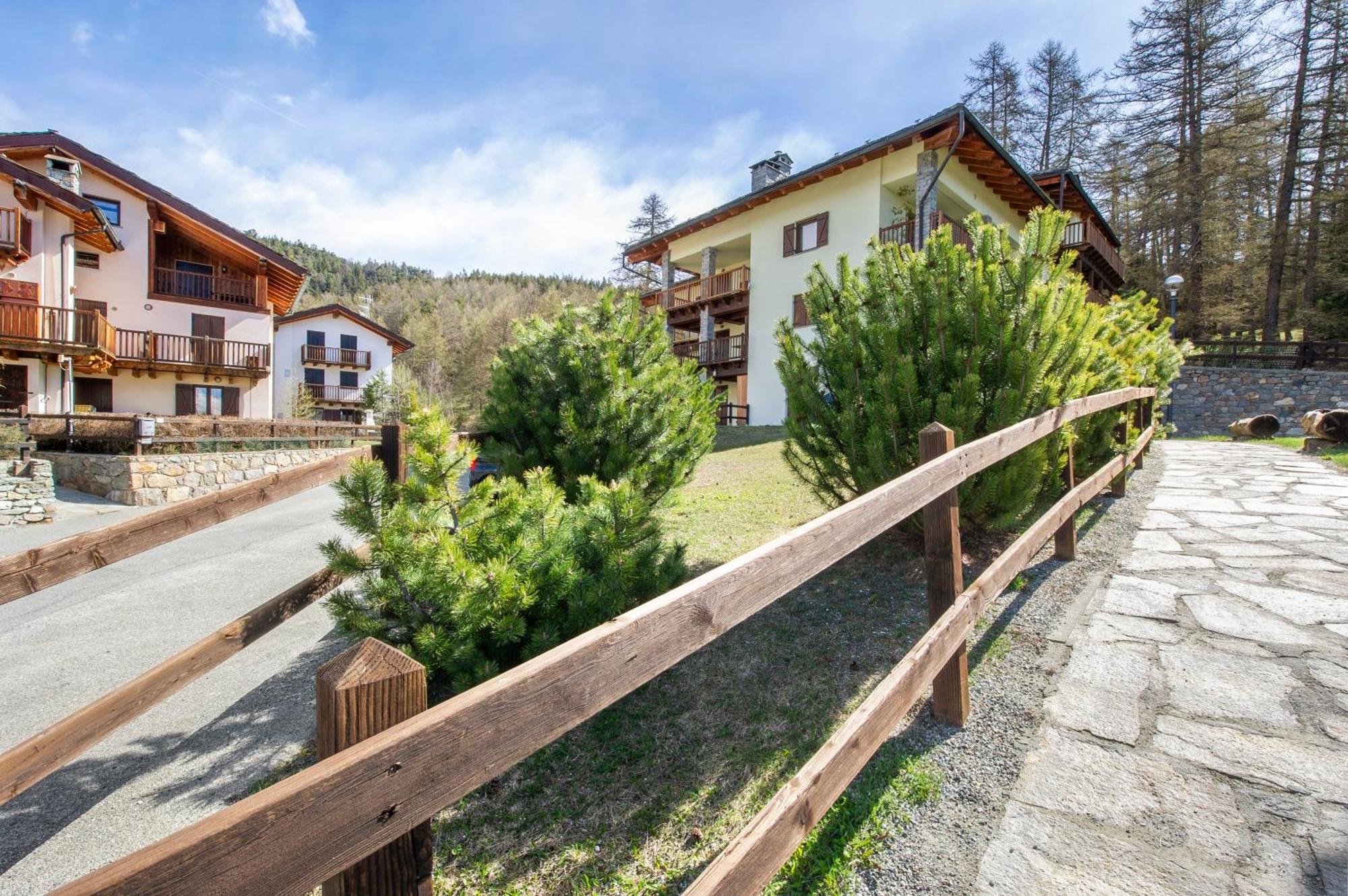 Gioiello Col De Joux Villa Saint-Vincent Exterior foto